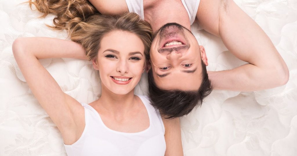 Two people peacefully resting sid
e-by-side on an organic latex mattress.